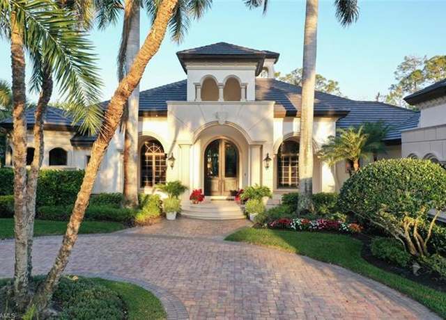 Property at 29115 W Teramo Way, Naples, FL 34110, 4 beds, 4.5 baths