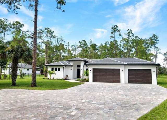 Property at 169 18th Ave NW, Naples, FL 34120, 4 beds, 3 baths