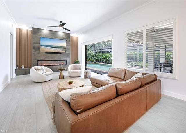 Property at 2862 Lone Pine Ln, Naples, FL 34119, 4 beds, 3 baths
