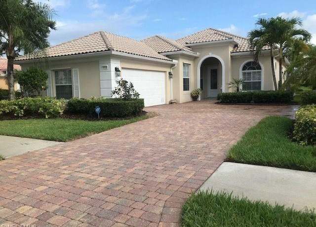 Property at 7765 Orvieto Ct, Naples, FL 34114, 3 beds, 2.5 baths