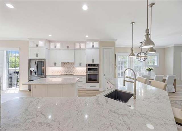 Property at 1385 Remington Ct #8201, Naples, FL 34110, 3 beds, 2 baths