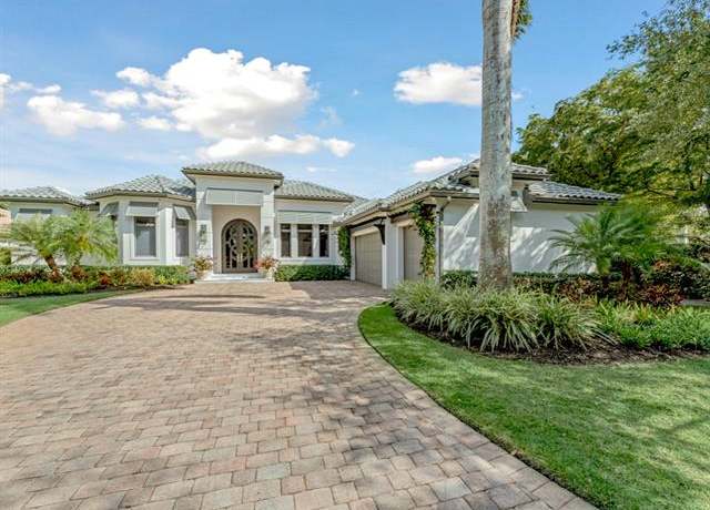 Property at 29111 Amarone Ct, Naples, FL 34110, 4 beds, 5.5 baths