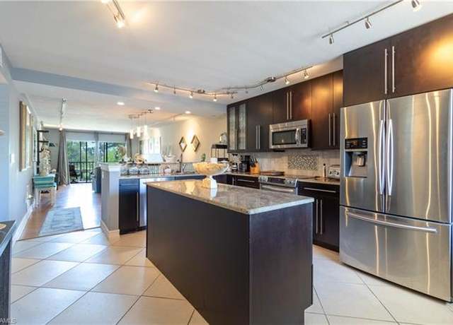 Property at 5535 Rattlesnake Hammock Rd #205, Naples, FL 34113, 2 beds, 2 baths