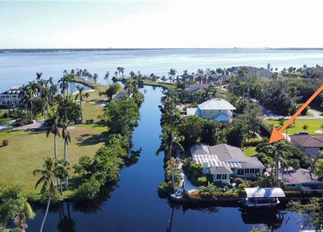Property at 68 Wolcott Dr, North Fort Myers, FL 33903, 3 beds, 2 baths