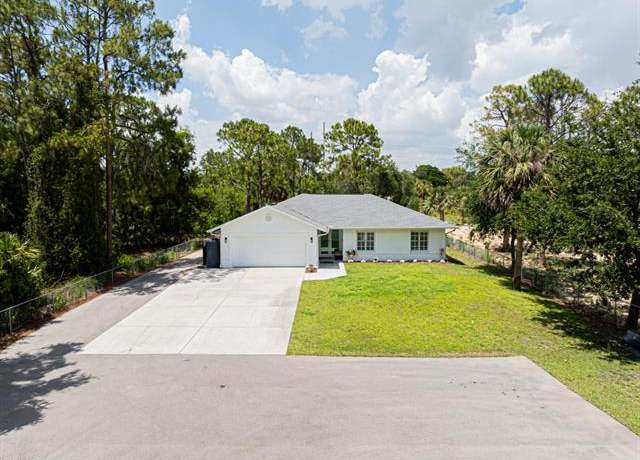 Property at 6195 Green Blvd, Naples, FL 34116, 3 beds, 2 baths