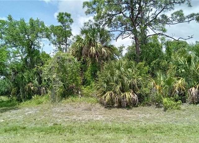 Property at 5009 Mateo Cir, Labelle, FL 33935