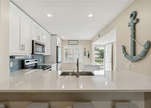 Property at 3062 Sandpiper Bay Cir Unit K203, Naples, FL 34112, 2 beds, 2 baths