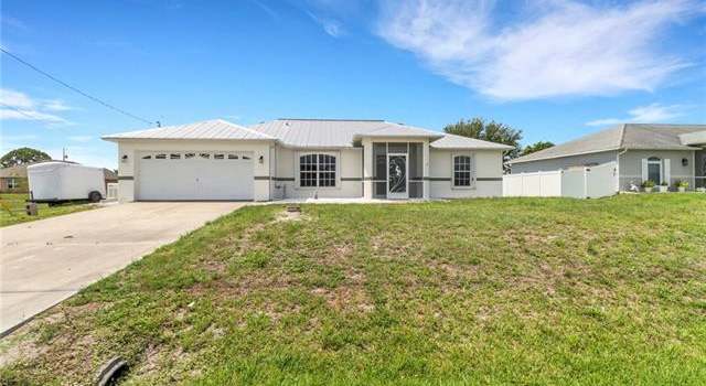 Photo of 626 SW 30th Ter, Cape Coral, FL 33914