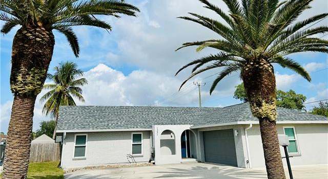 Photo of 1331 Piper Blvd, Naples, FL 34110