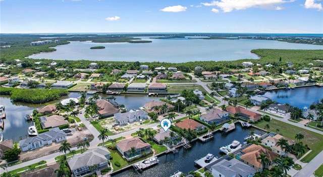 Photo of 124 Starfish Ct, Marco Island, FL 34145