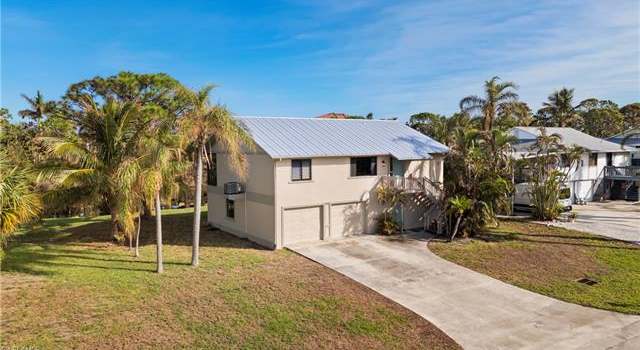 Photo of 4748 Pembrooke Ln, Bonita Springs, FL 34134