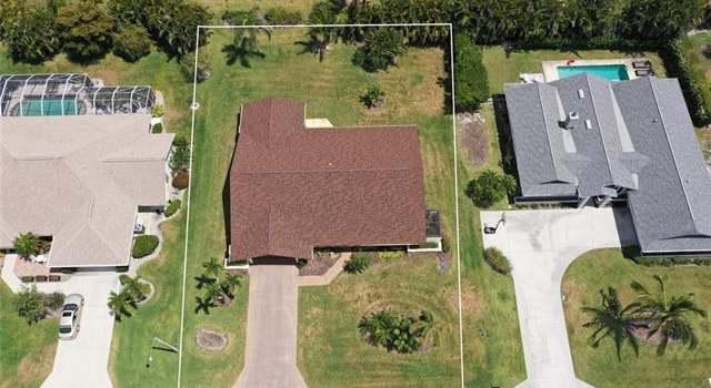 Photo of 2204 Regal Way, Naples, FL 34110