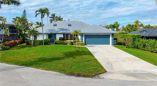 Photo of 1634 Bonita Ct, Naples, FL 34102