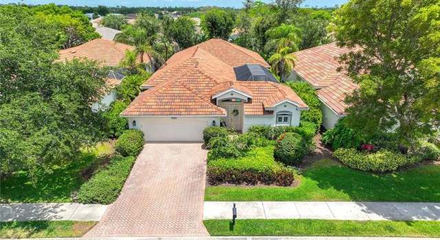 Photo of 3220 Sundance Cir, Naples, FL 34109