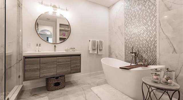 Photo of 1455 Mariposa Cir #202, Naples, FL 34105