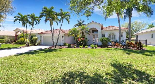 Photo of 984 Chesapeake Bay Ct, Naples, FL 34120