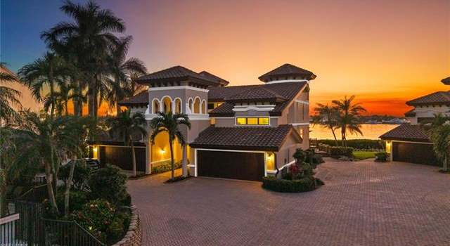 Photo of 1301 Chesapeake Ave Unit 1301B, Naples, FL 34102