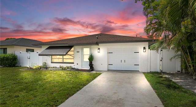 Photo of 522 108th Ave N, Naples, FL 34108
