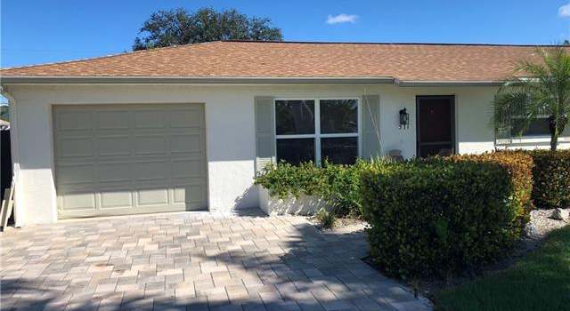 Photo of 571-575 99th Ave N, Naples, FL 34108