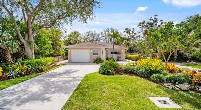 Photo of 668 95th Ave N, Naples, FL 34108