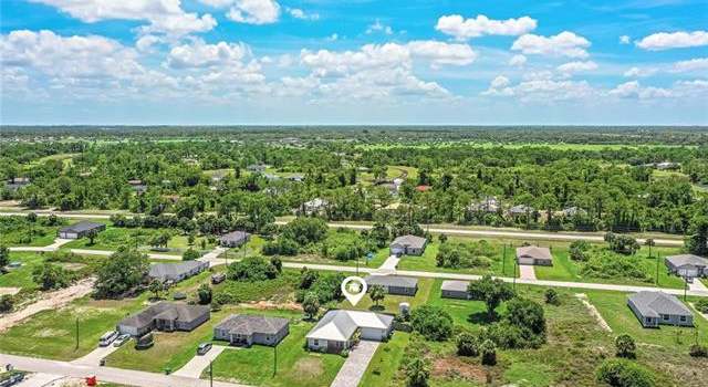 Photo of 8038 Buttercup Cir, Labelle, FL 33935