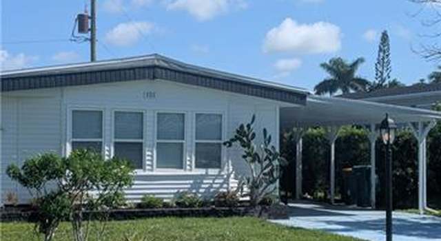Photo of 151 Pine Key Ln #26, Naples, FL 34114