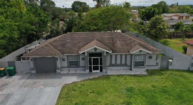 Photo of 2063 50th Ter SW, Naples, FL 34116