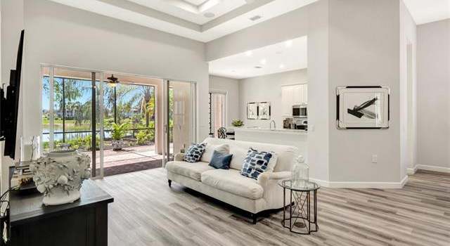 Photo of 3376 Sandpiper Way, Naples, FL 34109