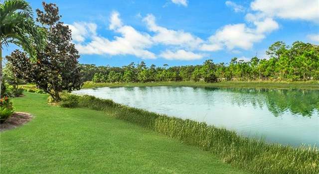 Photo of 7104 Dominica Dr, Naples, FL 34113