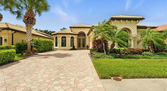 Property at 23484 Sanabria Loop, Bonita Springs, FL 34135, 3 beds, 2.5 baths
