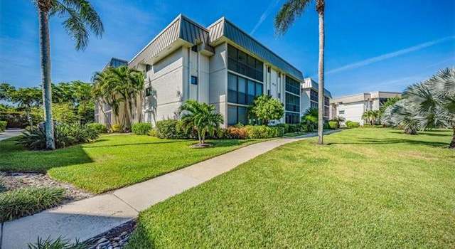 Photo of 788 Park Shore Dr Unit F20, Naples, FL 34103