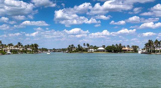 Photo of 605 Admiralty Parade W, Naples, FL 34102