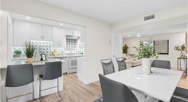 Photo of 788 Park Shore Dr Unit F17, Naples, FL 34103