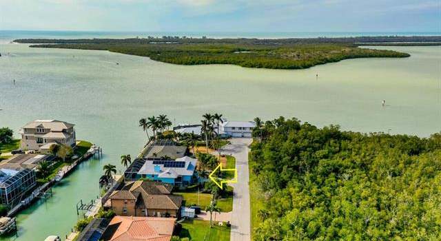 Photo of 408 Antigua St, Naples, FL 34113