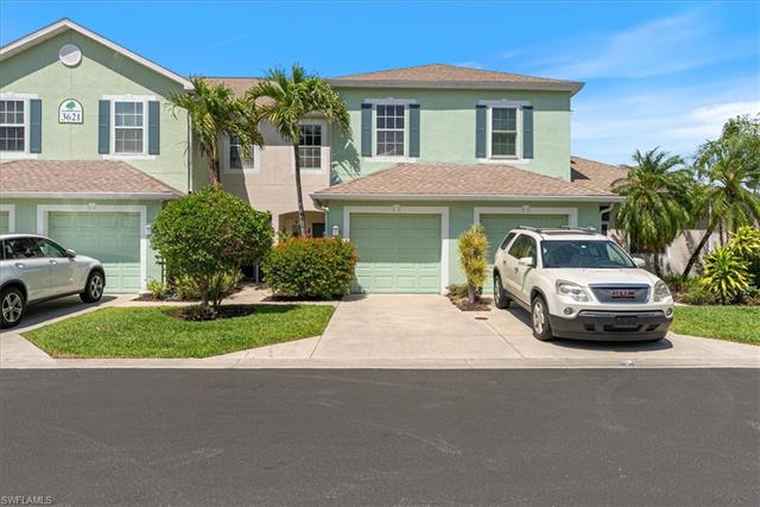 Photo of 3621 Pine Oak Cir #105 Fort Myers, FL 33916