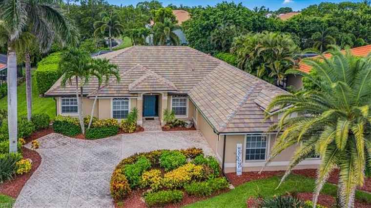 Photo of 9792 Alhambra Ln Bonita Springs, FL 34135