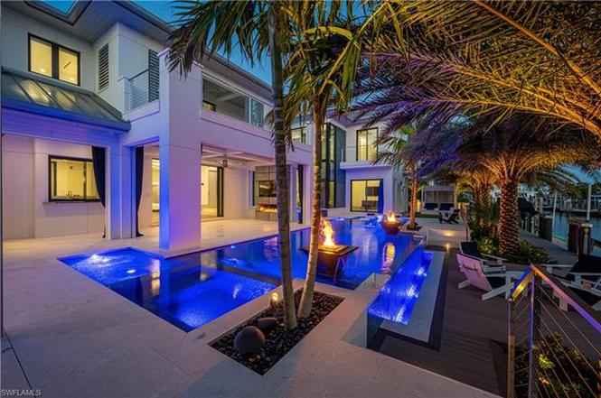 2201 Shad Ct Naples FL 34102 For Sale ($10 900 000) MLS 2201 Shad Ct Naples FL 34102 For Sale ($10 900 000) MLS