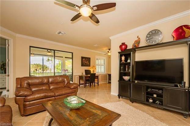 9511 Napoli Ln 202 Naples Fl 34113 Mls 217070351 Redfin