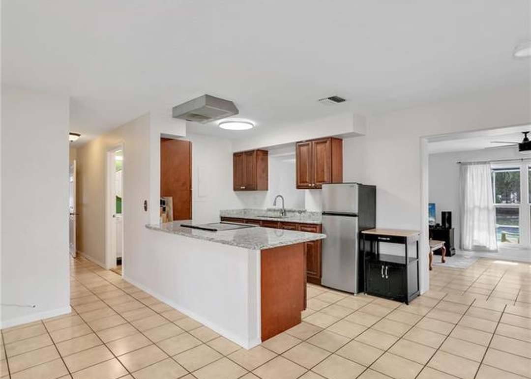 2631 SE 18th Ave, Cape Coral, FL 33904