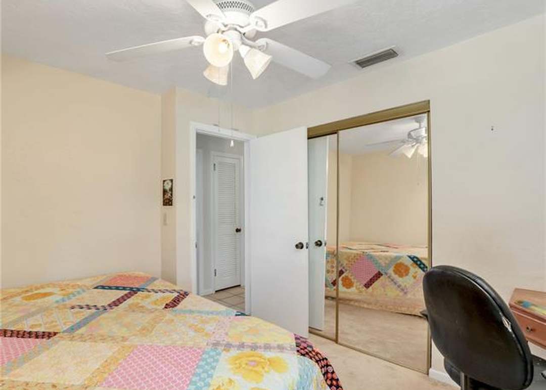 2631 SE 18th Ave, Cape Coral, FL 33904