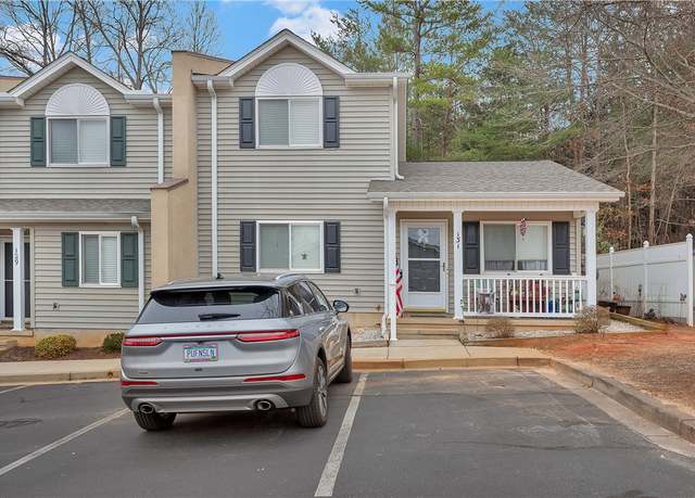 Property at 131 Perkins Pl, Seneca, SC 29678, 3 beds, 2 baths