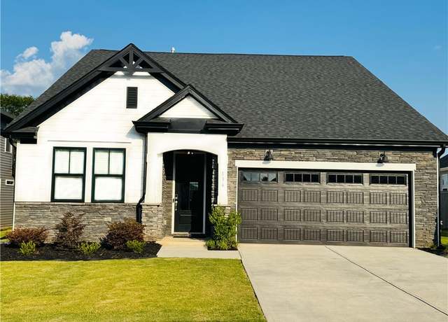 Property at 116 Laurel Oak Dr, Anderson, SC 29621, 4 beds, 2.5 baths