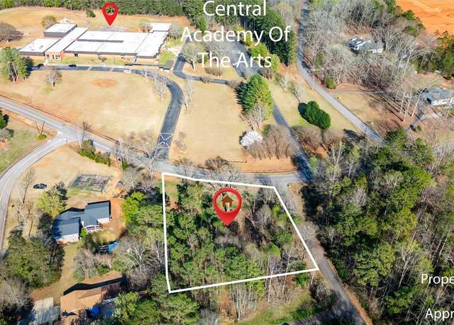 Property at 110 Jessamine Dr, Central, SC 29630