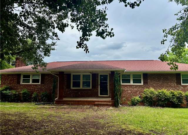 Property at 133 Cedar Rd, Anderson, SC 29624, 3 beds, 2 baths