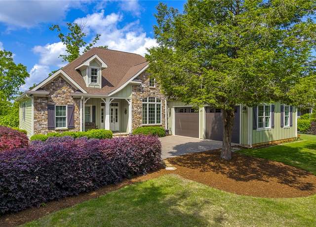 Property at 1610 Marcia Ct, Seneca, SC 29672, 2 beds, 2.5 baths