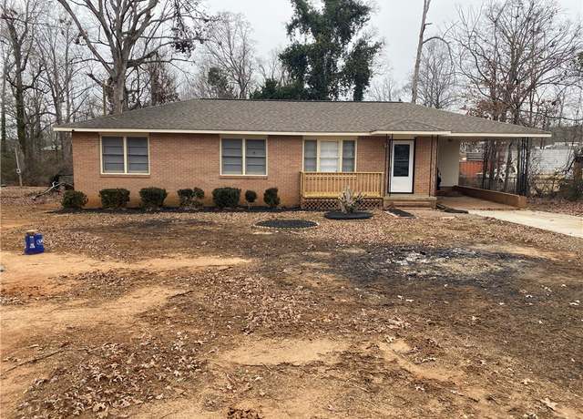 Property at 3015 Sunset Forest Rd, Anderson, SC 29626, 3 beds, 1.5 baths