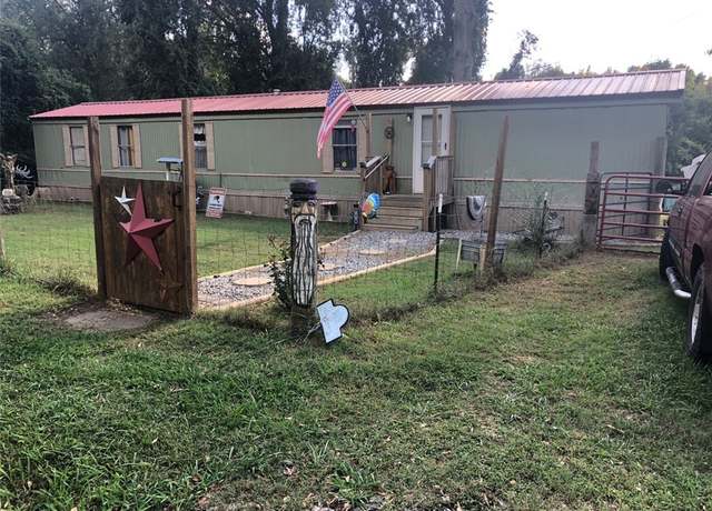 Property at 816 Breazeale St, Belton, SC 29627, 2 beds, 2 baths