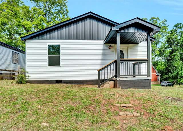 Property at 404 Short St, Anderson, SC 29624, 2 beds, 1 bath