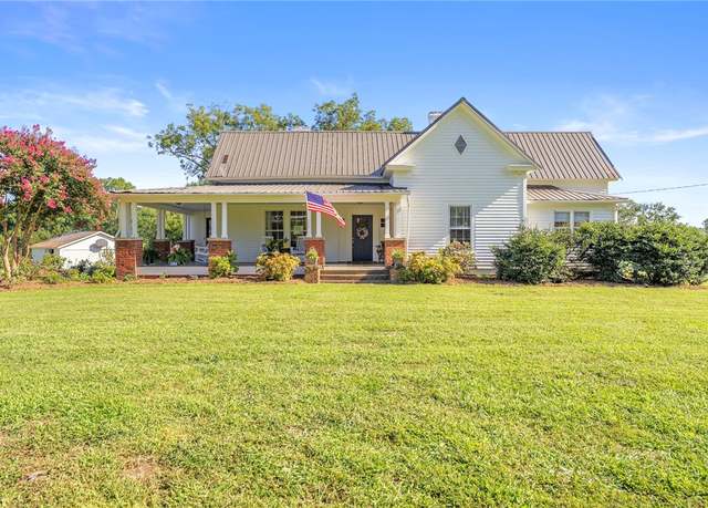 Property at 2202 Concord Rd, Anderson, SC 29621, 4 beds, 3.5 baths