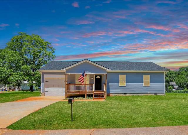 Property at 14 Trammell St, Liberty, SC 29657, 3 beds, 2 baths